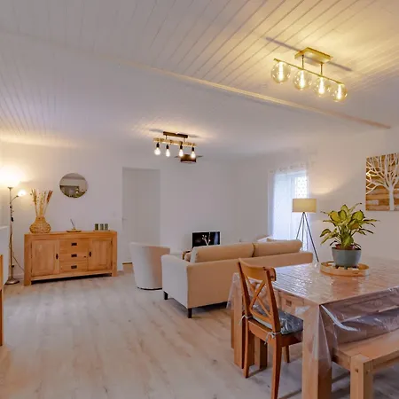 Du Cerisier Holiday home