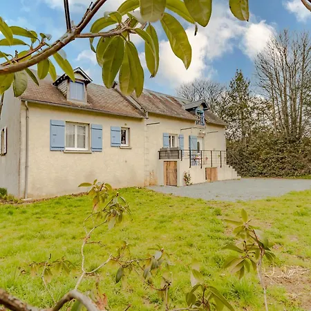 度假居 Du Cerisier Lanouaille